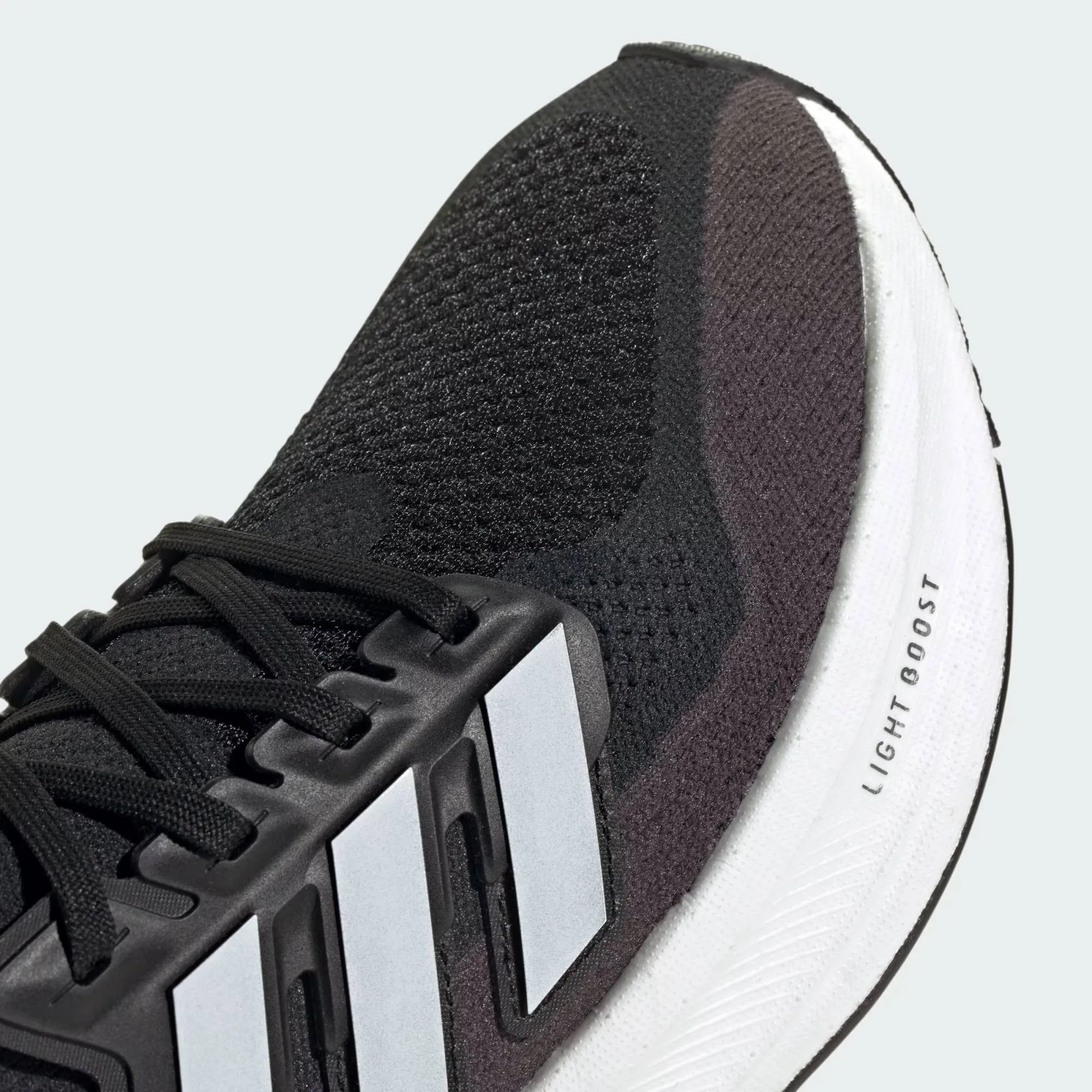 ADIDAS ULTRABOOST 5