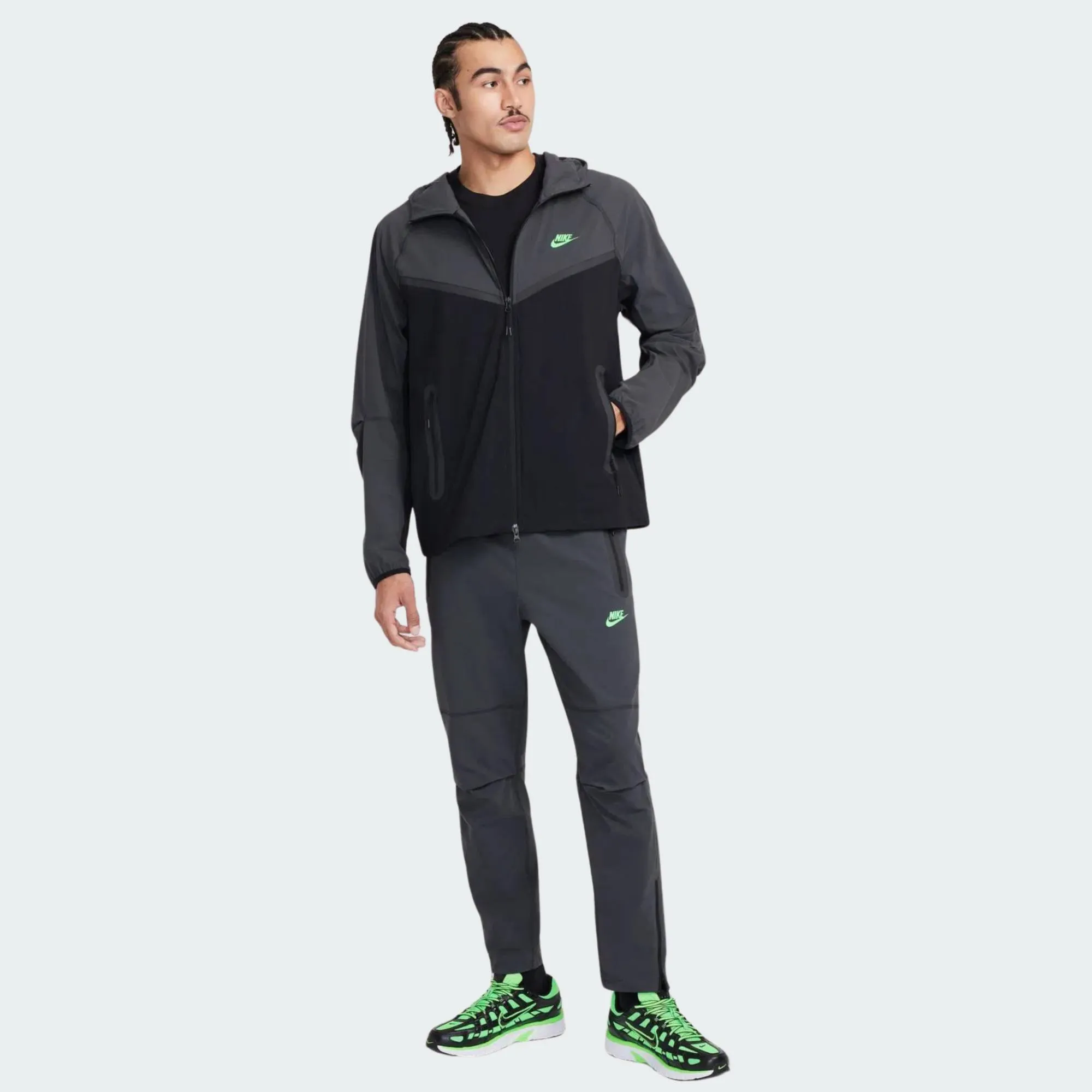 NIKE MENS TECH WOVEN WR FULL ZIP JACKET