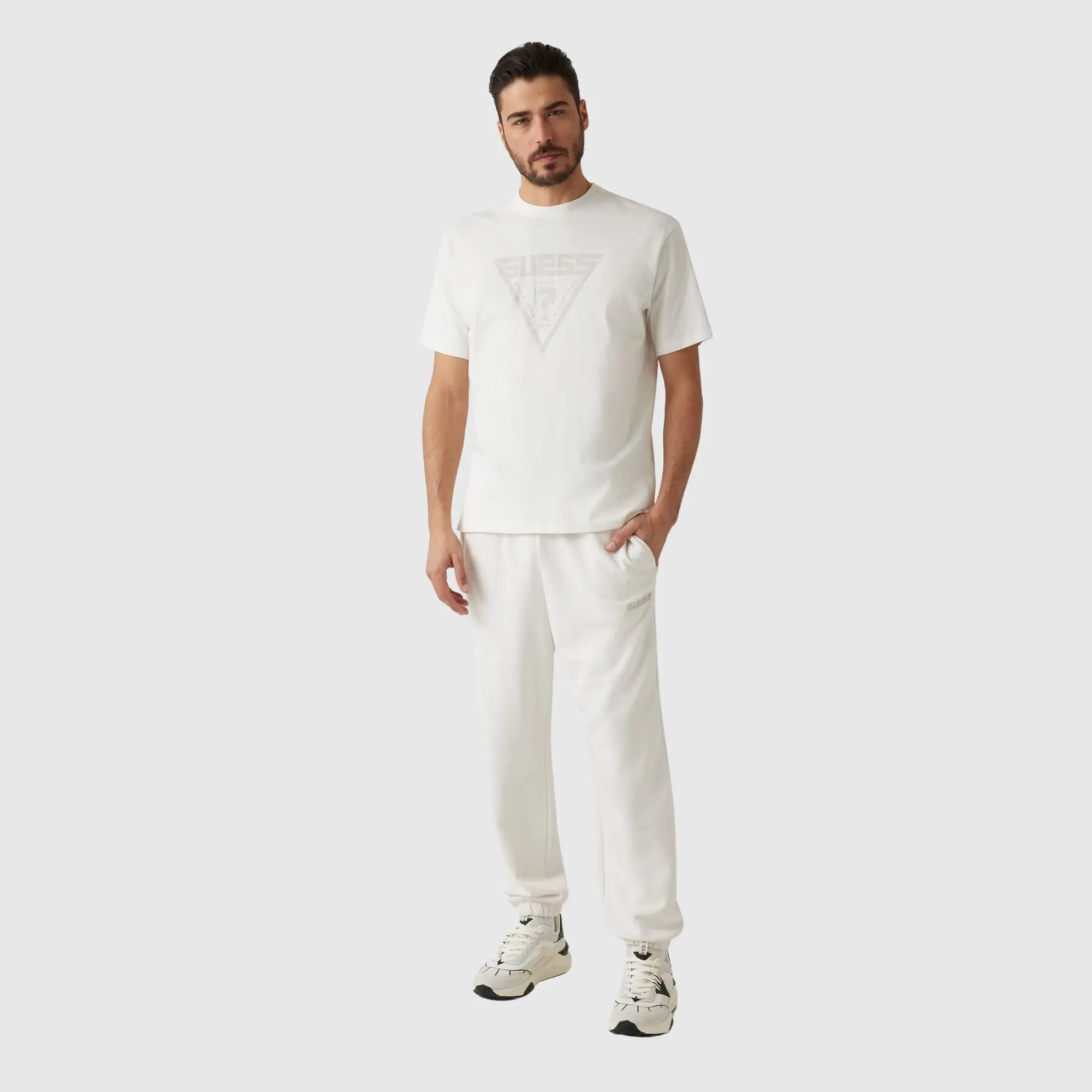 GUESS AZHA OVER T-SHIRT