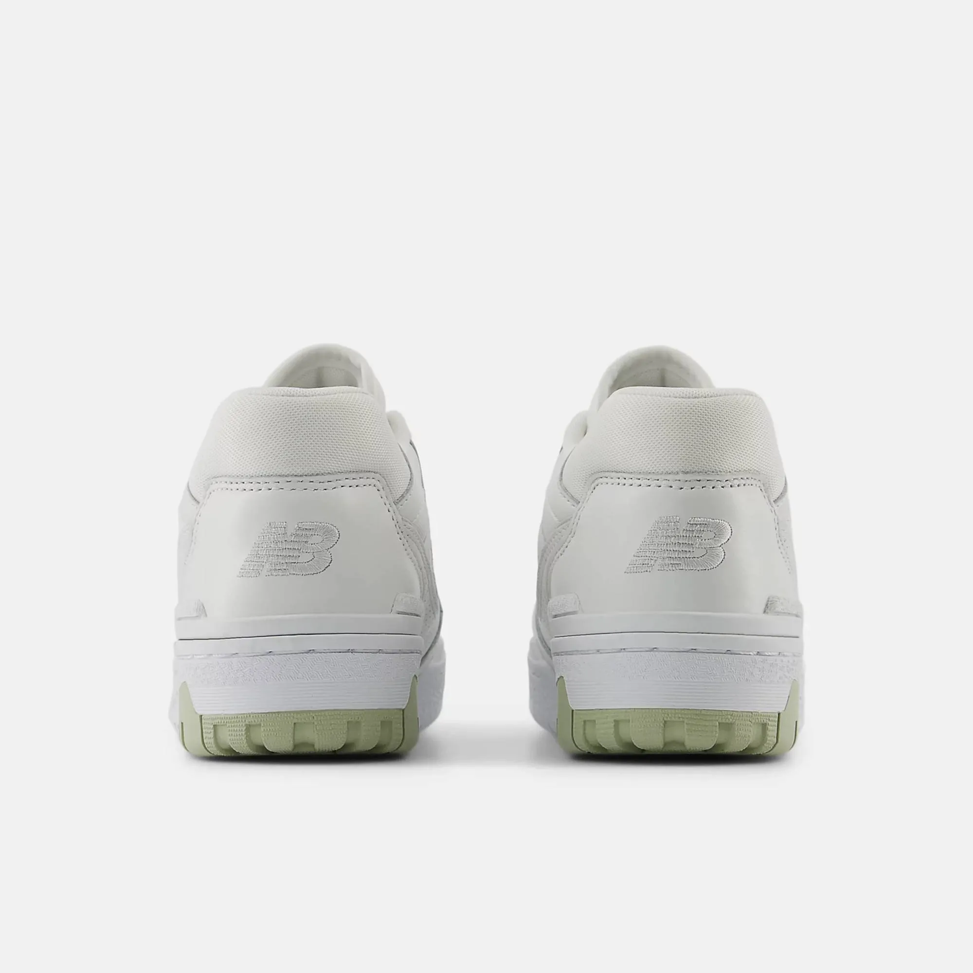 NEW BALANCE WOMENS 550