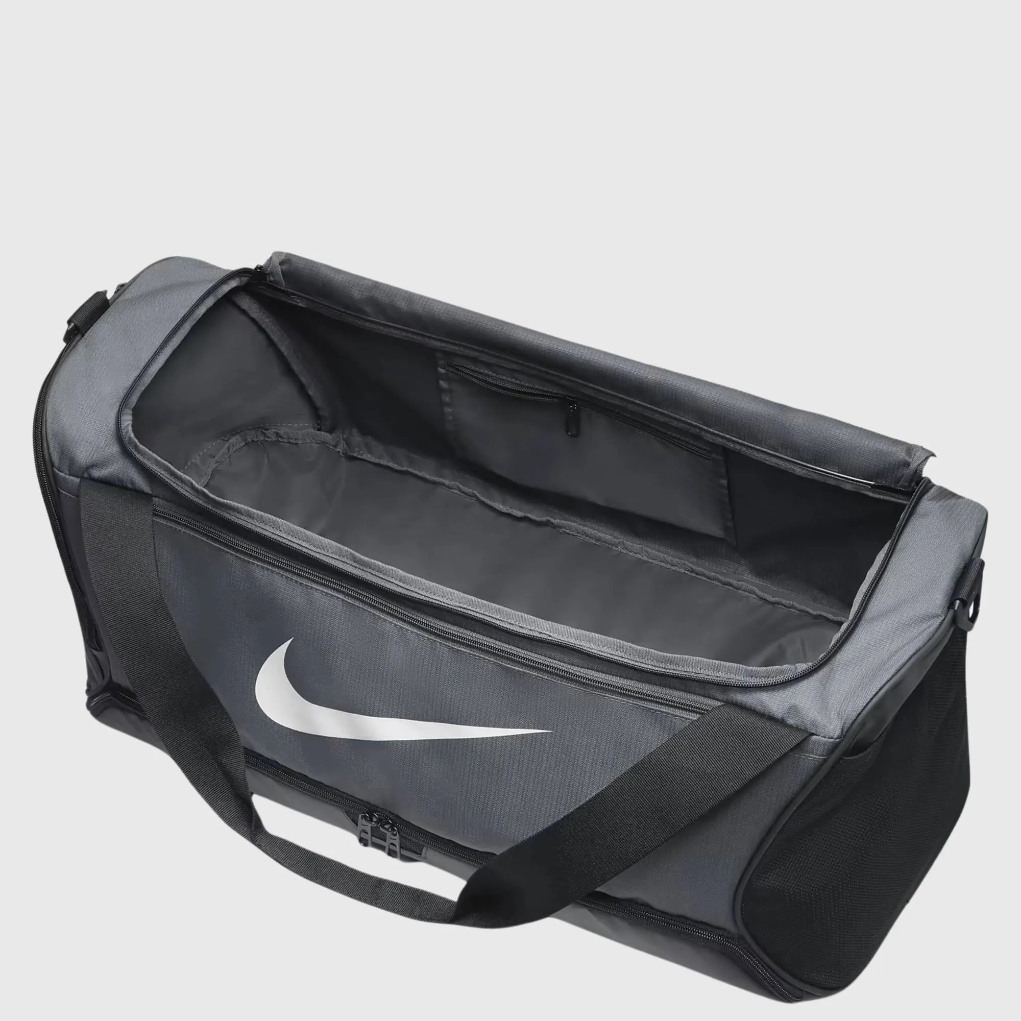 NIKE BRASILIA MEDIUM DUFFLE BAG - 9.5 (60L)