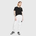 NIKE SPORTSWEAR CLUB ESSENTIAL TEE