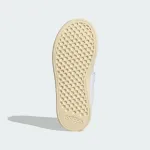 ADIDAS ADVANTAGE SMILEY