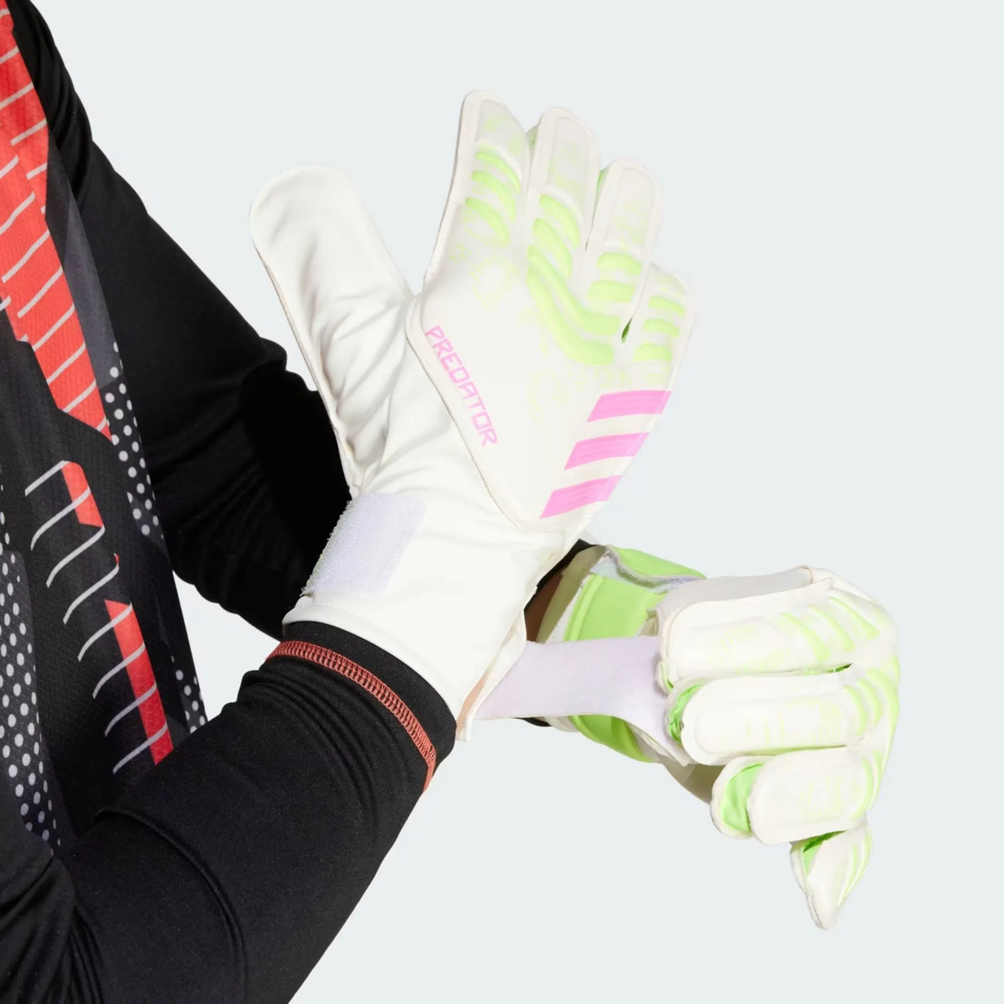ADIDAS PREDATOR GLOVES TRAINING