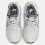 NIKE ZOOM VOMERO 5