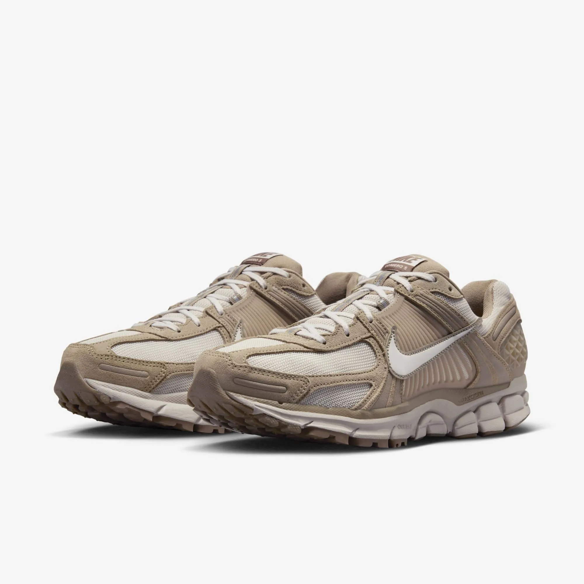 NIKE ZOOM VOMERO 5