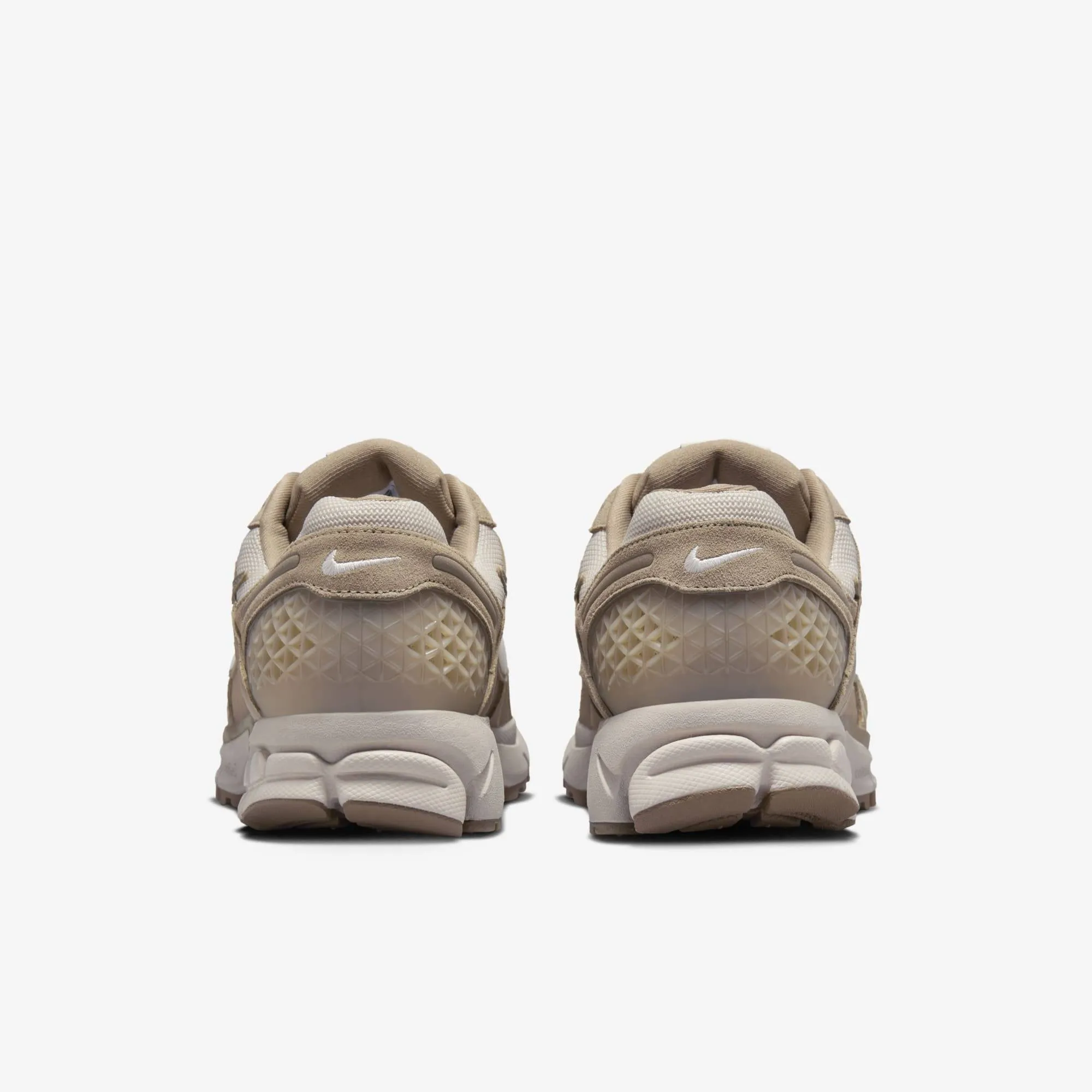NIKE ZOOM VOMERO 5