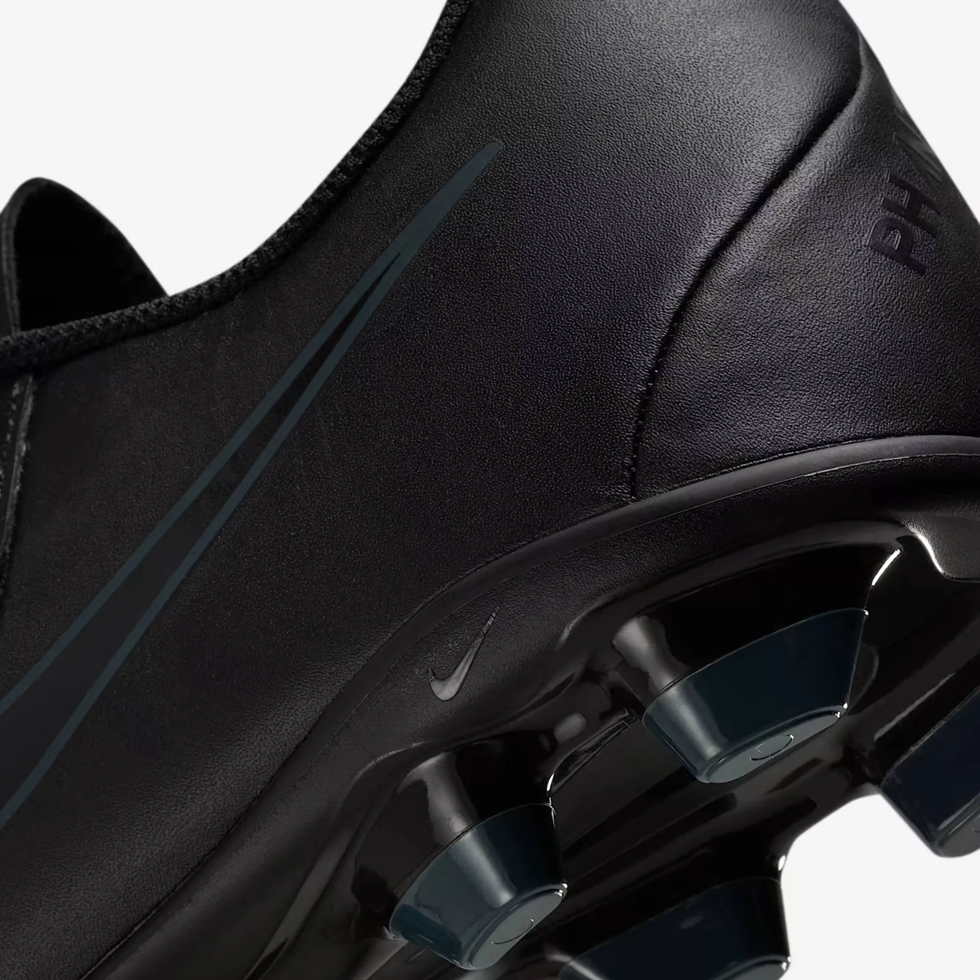 NIKE JUNIOR PHANTOM GX II ACADEMY FG/MG