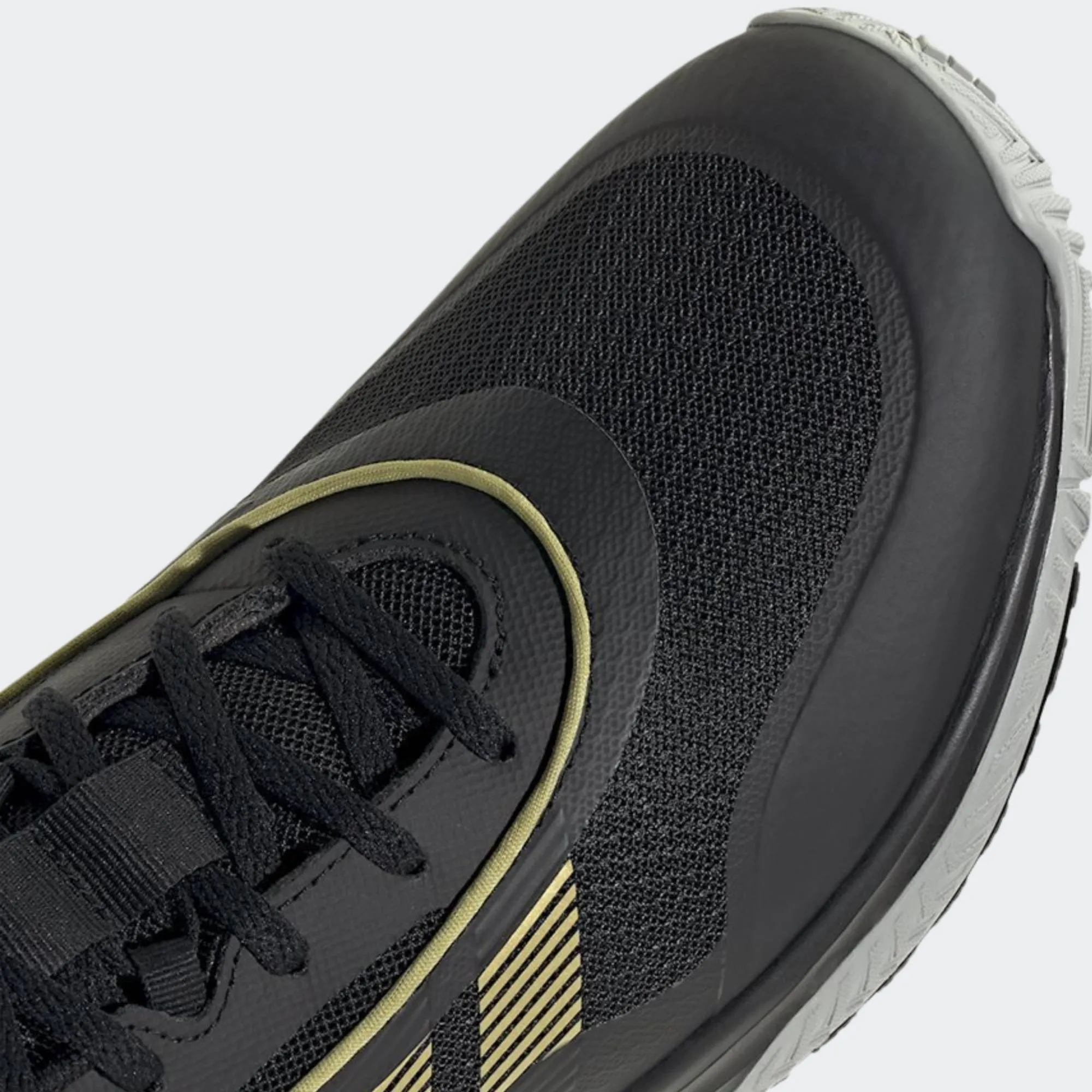 ADIDAS OWNTHEGAME 3.0