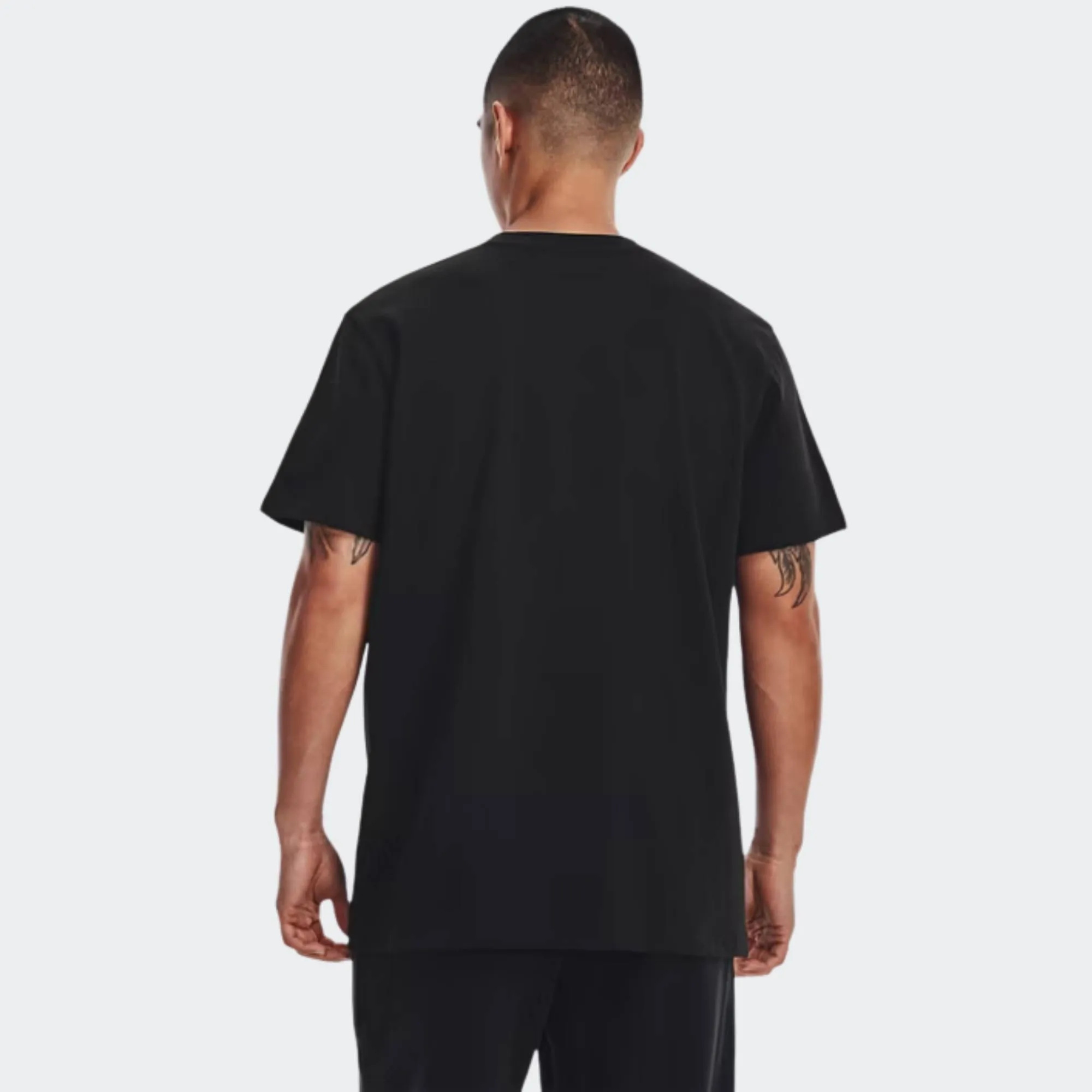 UNDER ARMOUR LOGO HEAVYWEIGHT TEE