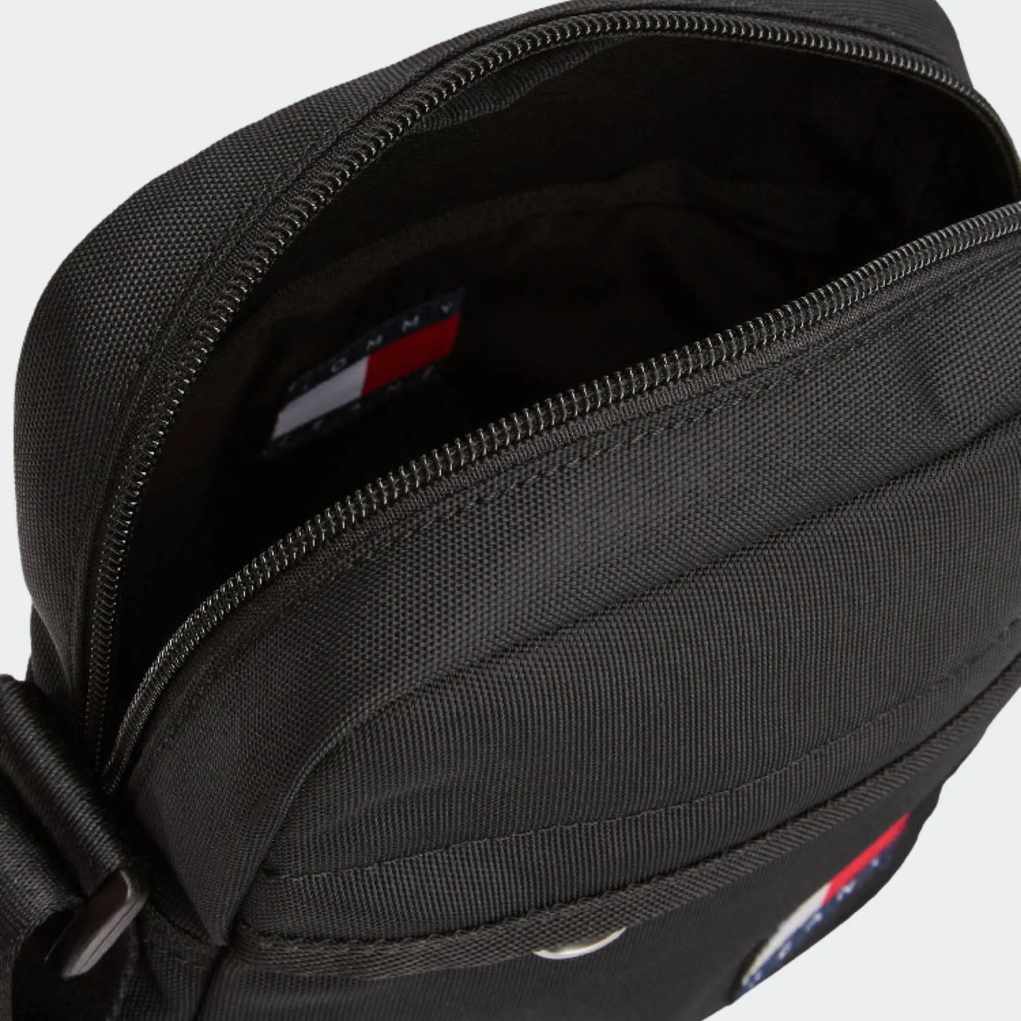 TOMMY JEANS MENS DAILY REPORTER