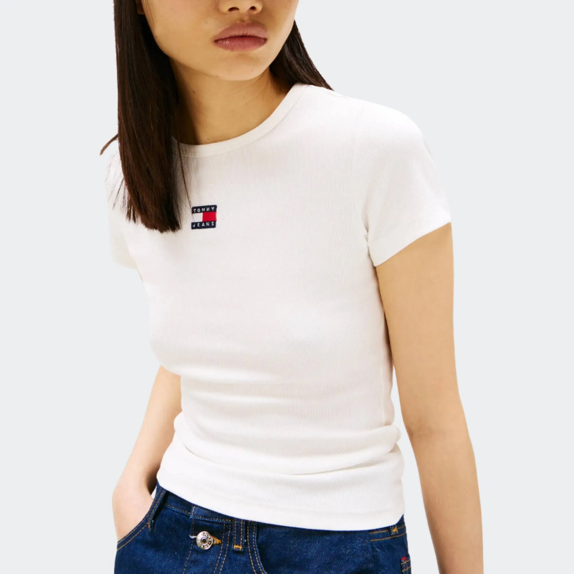 TOMMY JEANS WOMENS SLIM BADGE RIB TEE