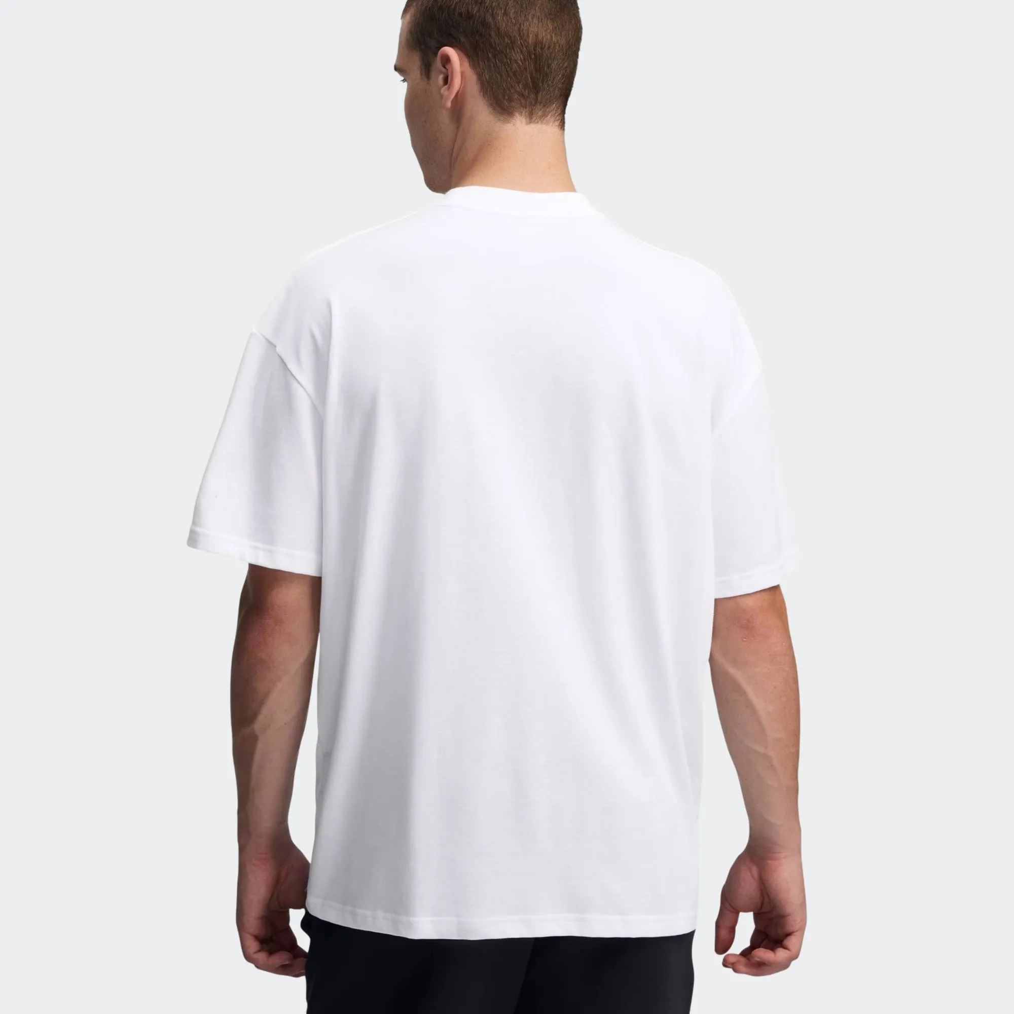 UNDER ARMOUR BOX TSHIRT