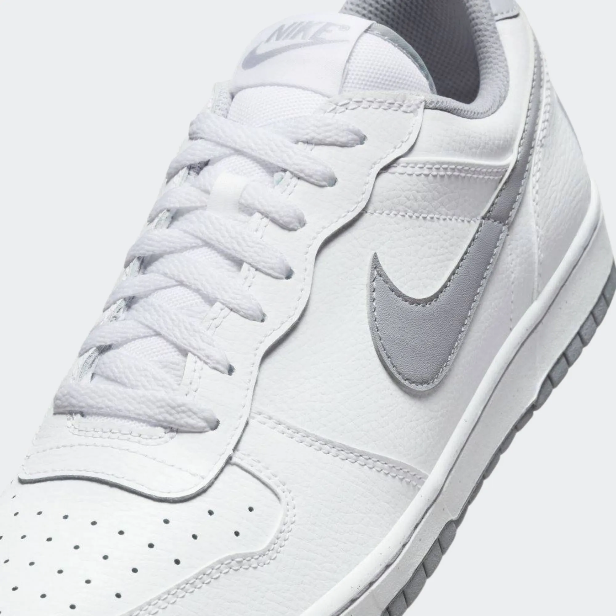 NIKE BIG NIKE LOW