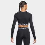 NIKE PRO WOMENS CROPPED LONG SLEEVE TOP