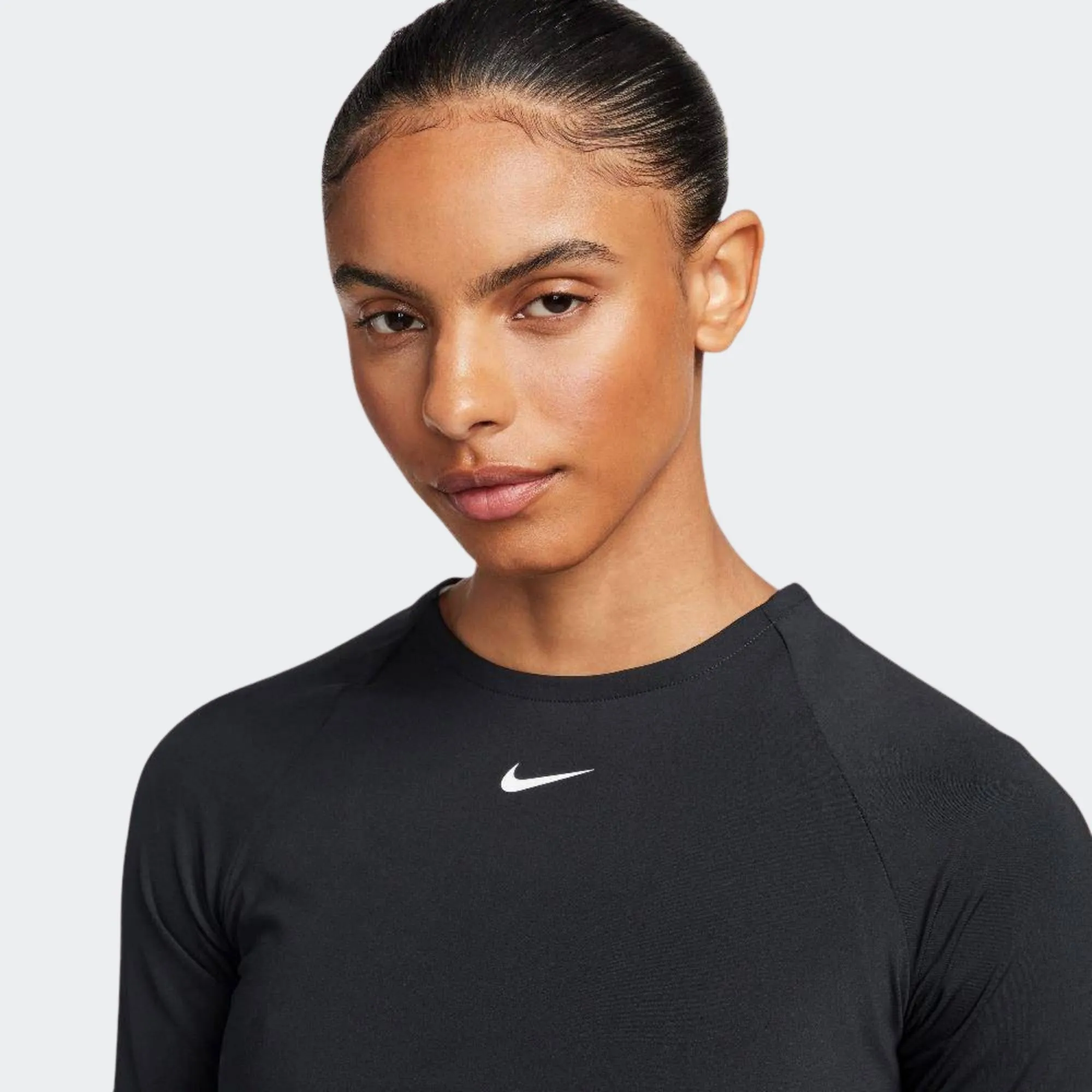 NIKE PRO WOMENS CROPPED LONG SLEEVE TOP