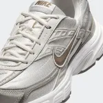 WMNS NIKE INITIATOR - GEL