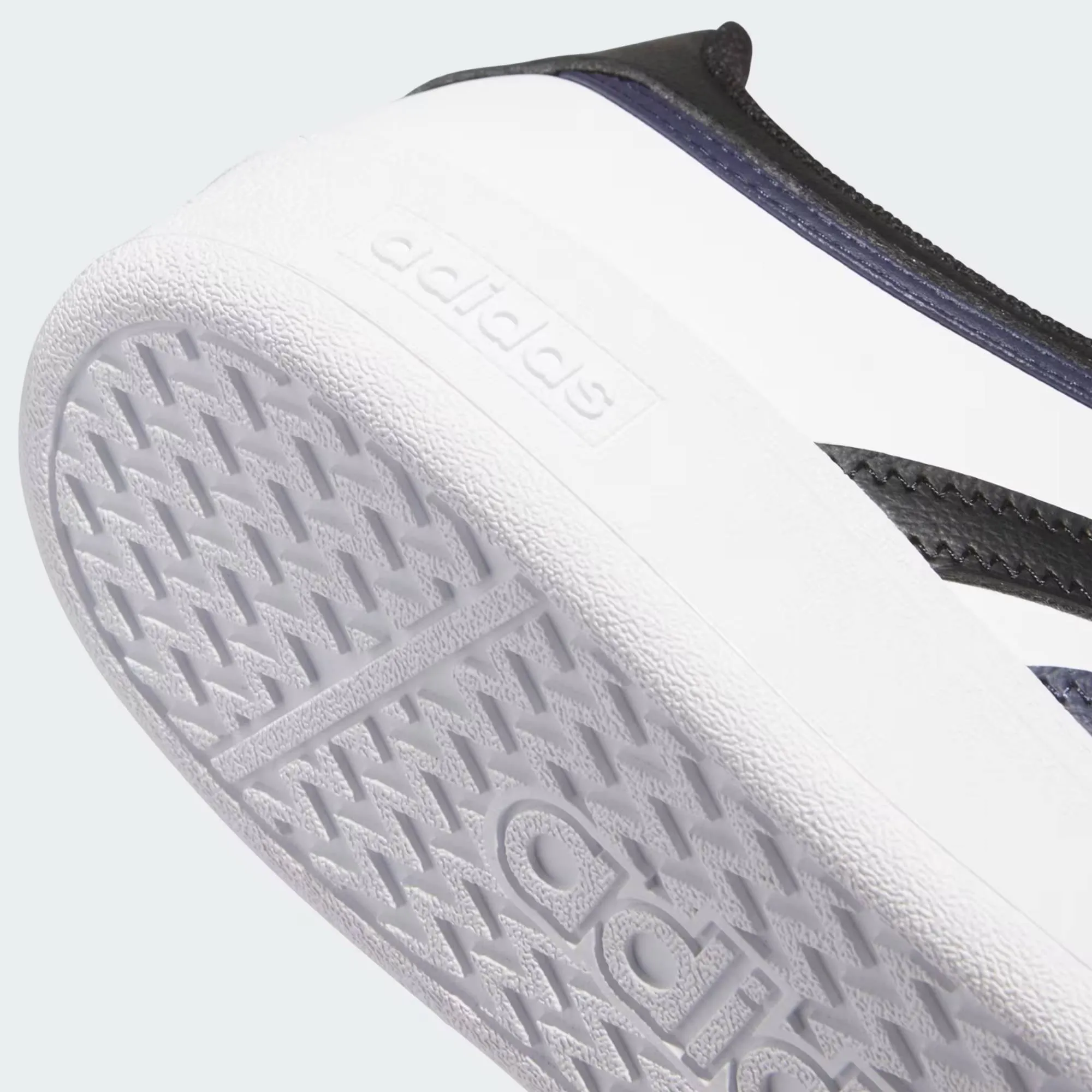 ADIDAS HOOPS 4.0