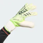 ADIDAS PRED GLOVES MTC