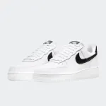 NIKE AIR FORCE 1 '07