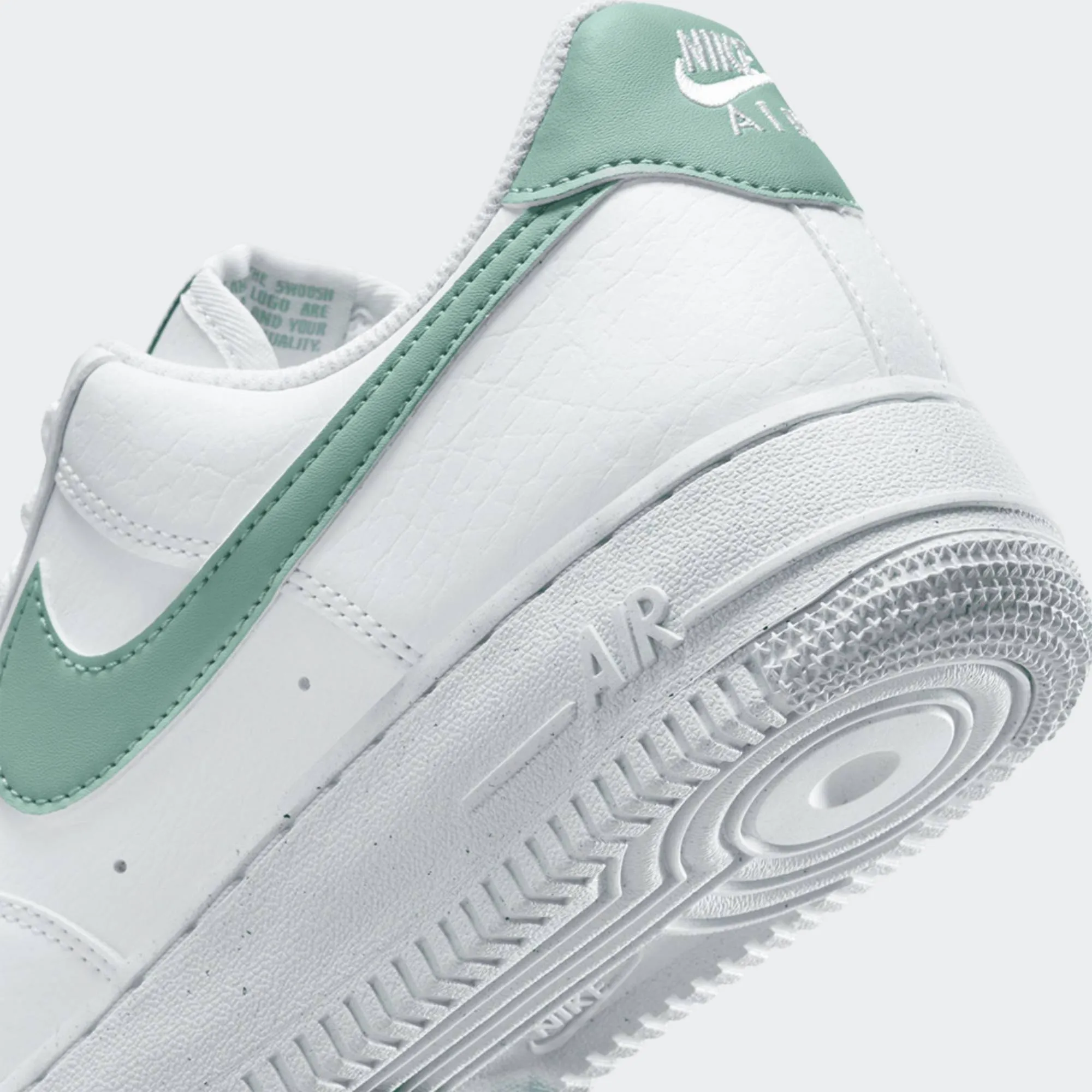 NIKE AIR FORCE 1 '07 NEXT NATURE