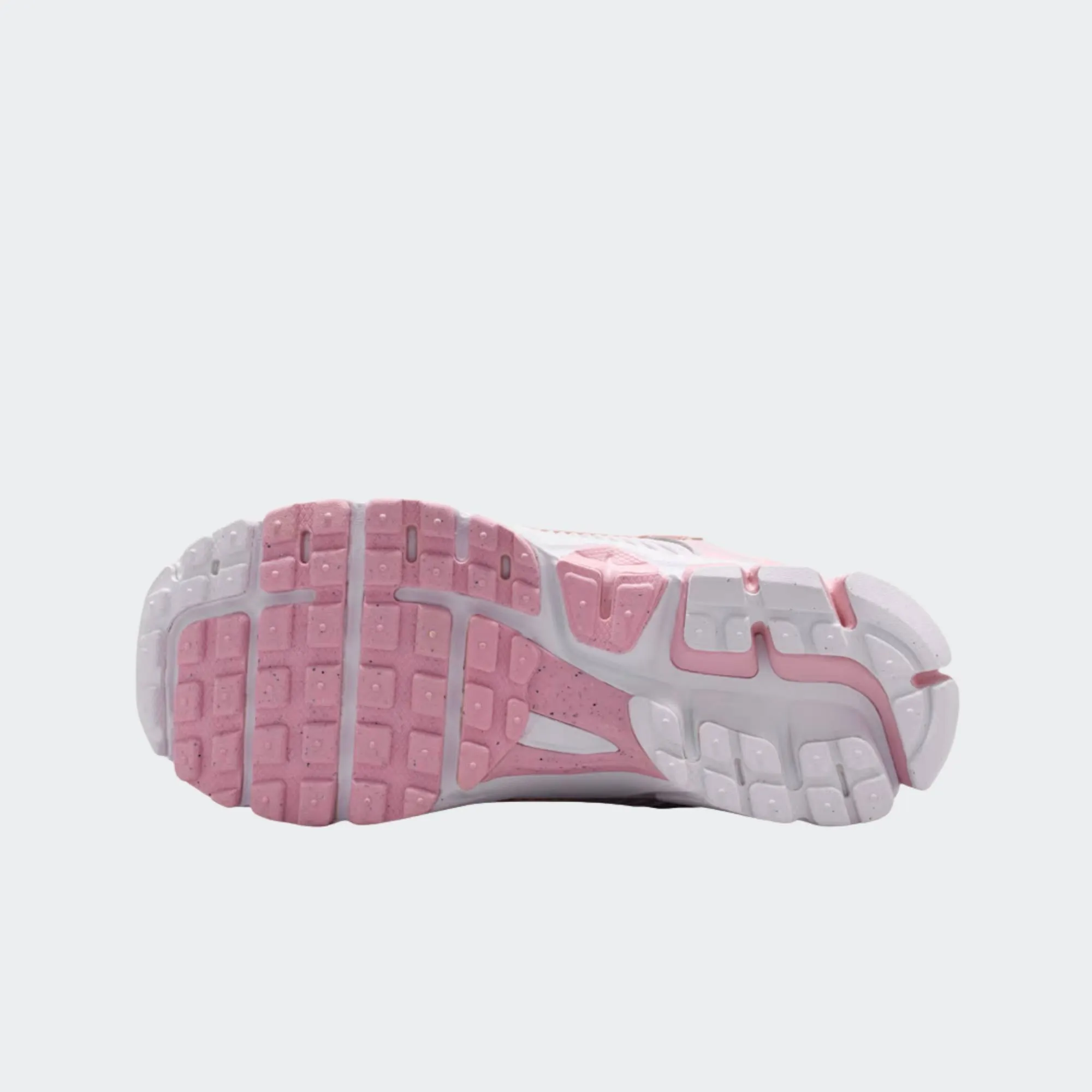 NIKE VOMERO 5