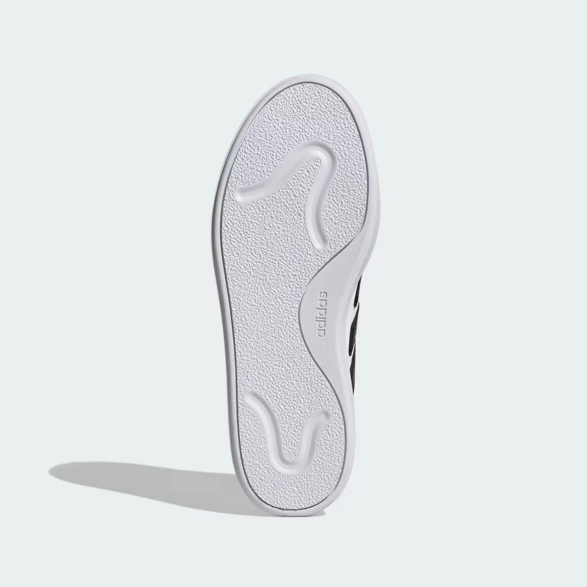 ADIDAS COURTBLOCK