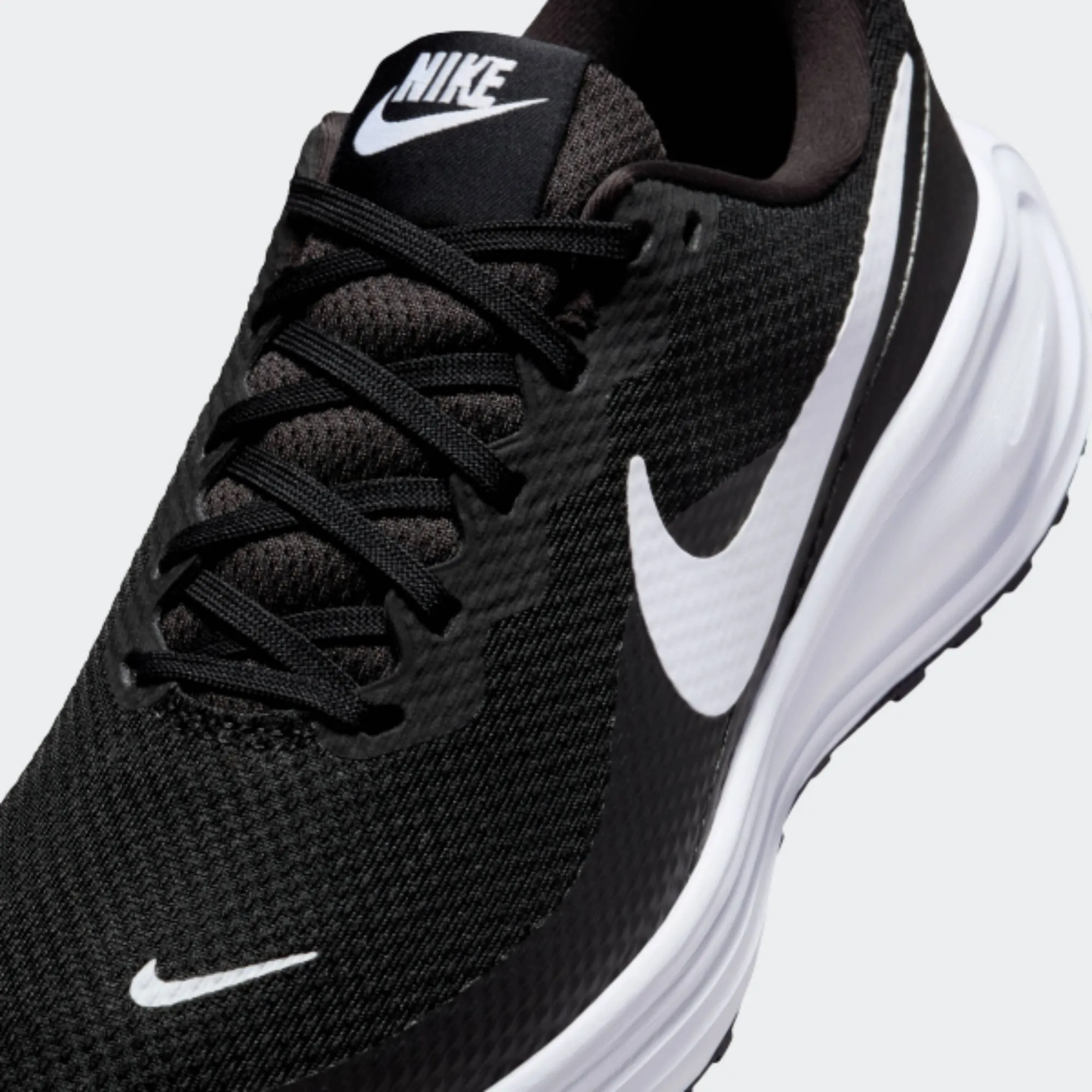 NIKE WOMENS REVOLUTION 8