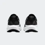 NIKE REVOLUTION 8
