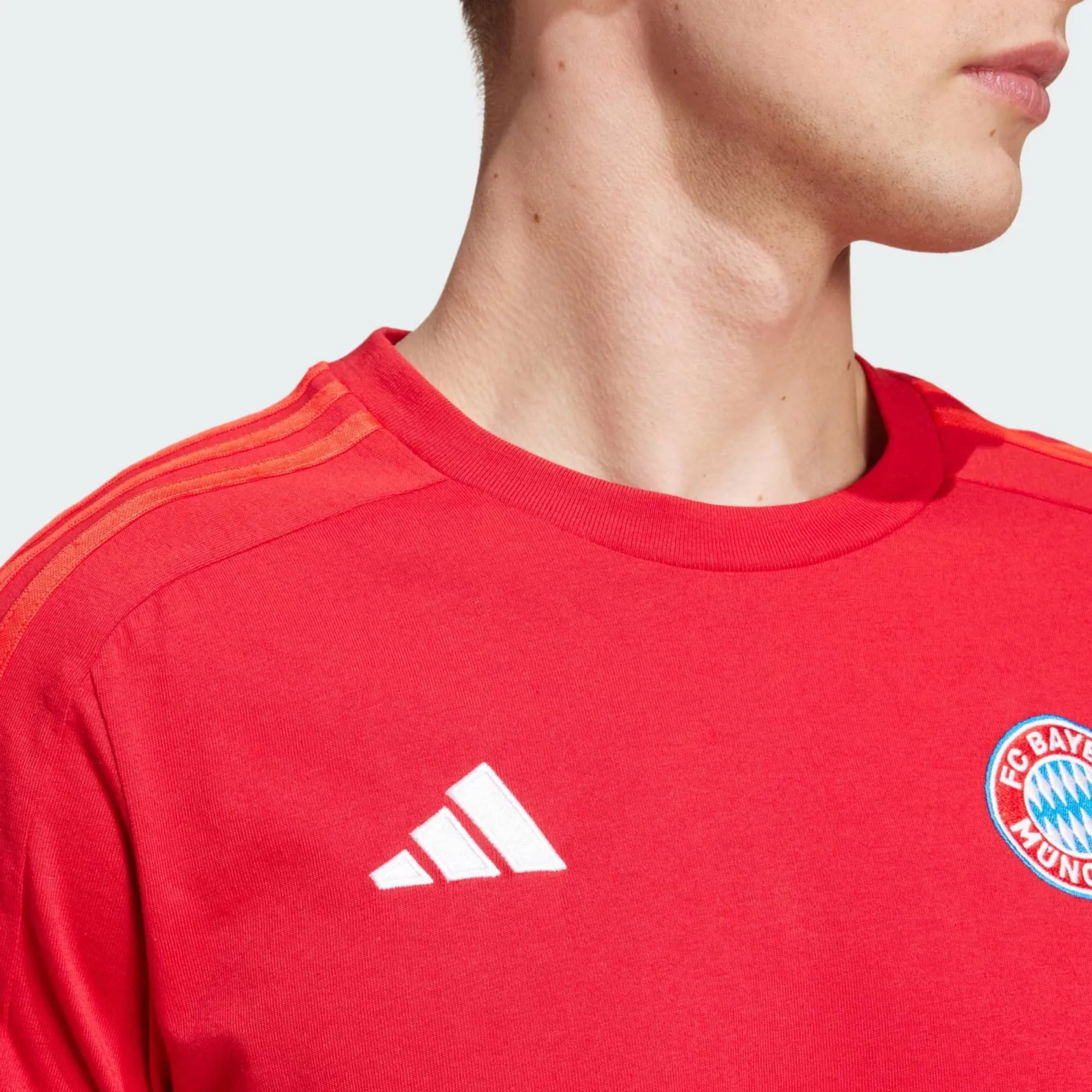 ADIDAS FCB DNA TEE