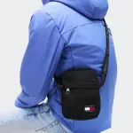 TOMMY JEANS  ESSENTIAL DAILY REPORTER
