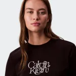 CALVIN KLEIN JEANS FITTED SCRIPT TSHIRT