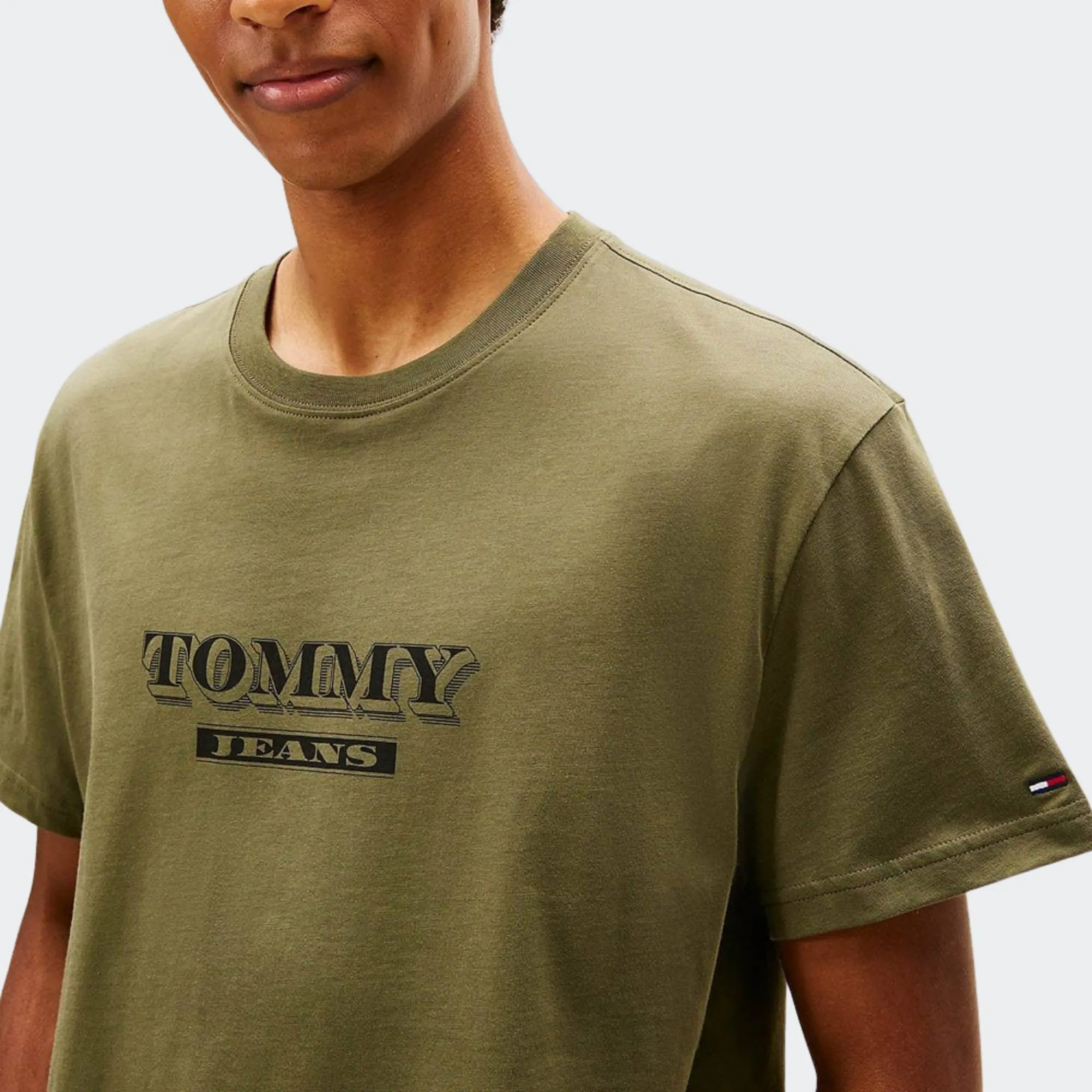 TOMMY JEANS REGULAR BILLS FONT TEE