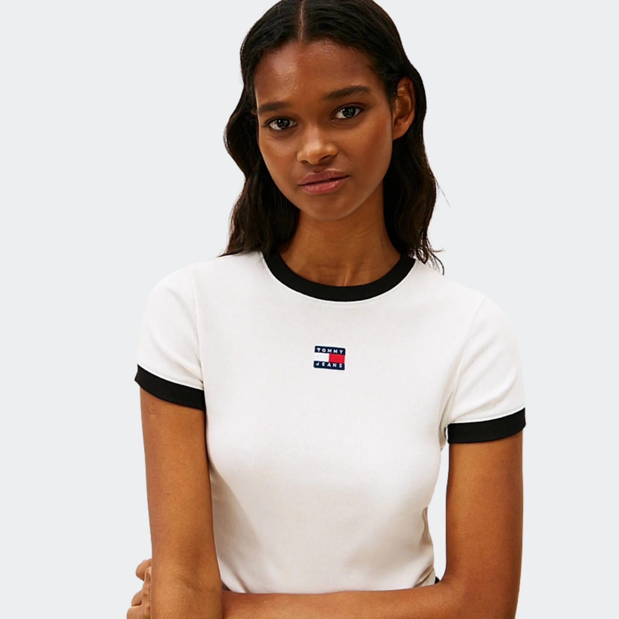 TOMMY JEANS SLIM SH BADGE RIB