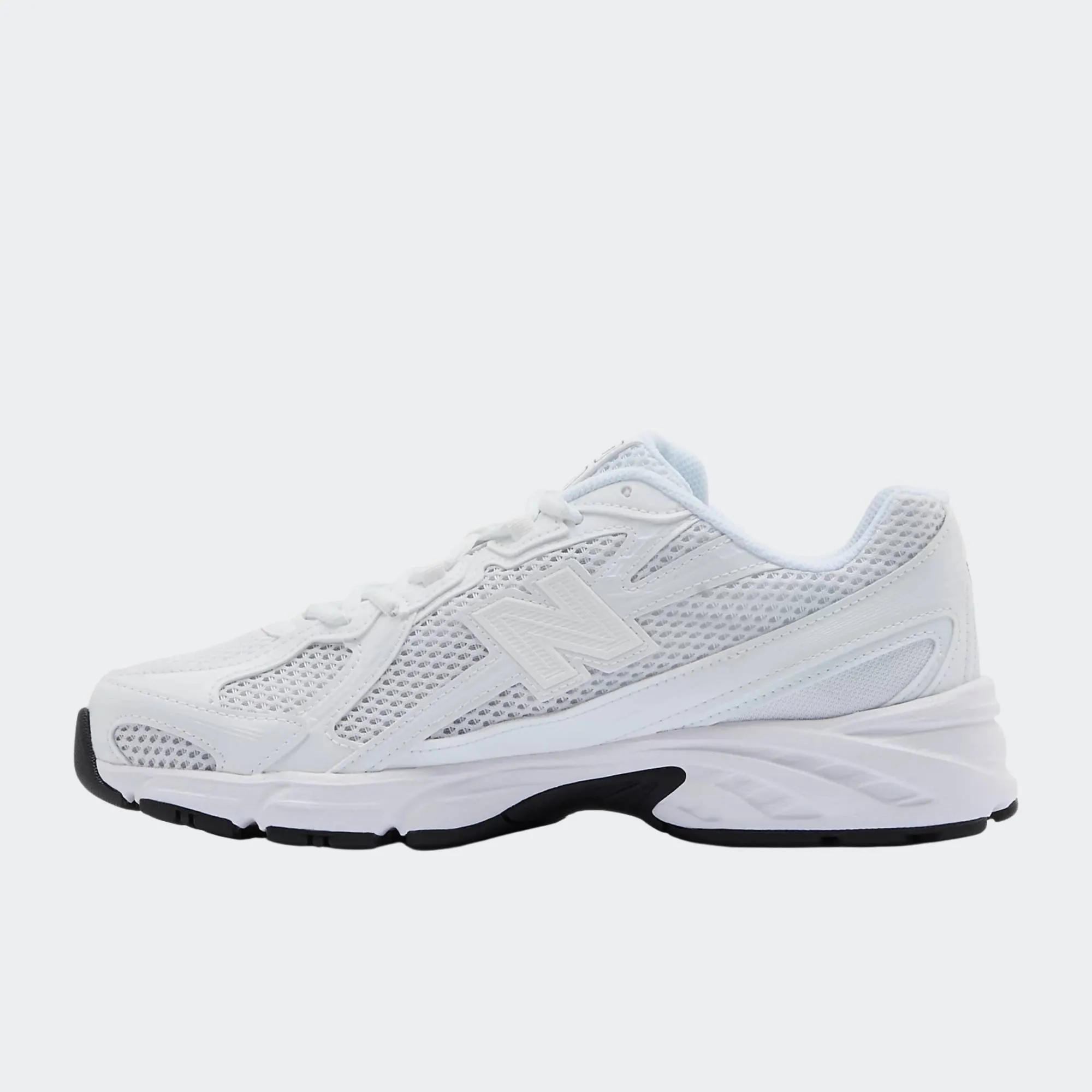 NEW BALANCE 740