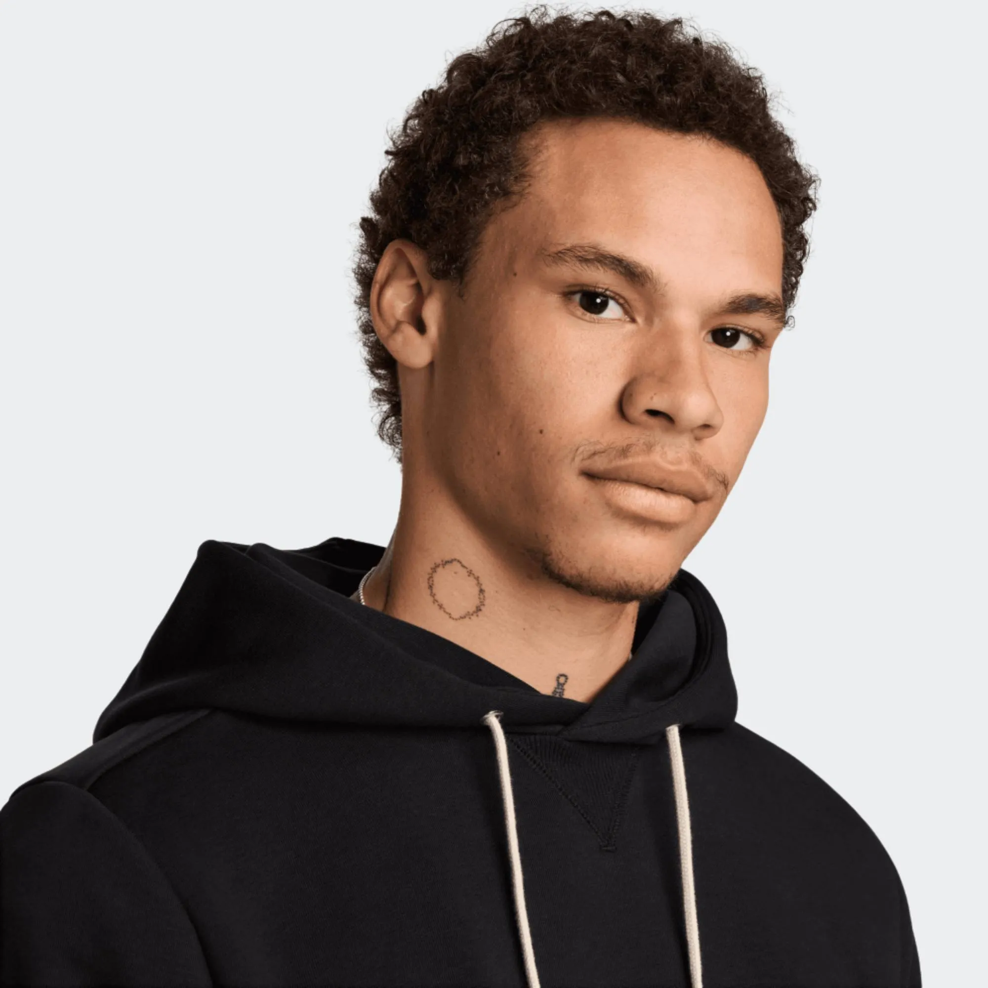 NIKE STANDARD ISSUE MEN 'S DRI-FIT HOODIE