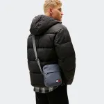 TOMMY JEANS  ESSENTIAL DAILY REPORTER