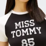 TOMMY JEANS SLIM SH MISS TOMMY TEE