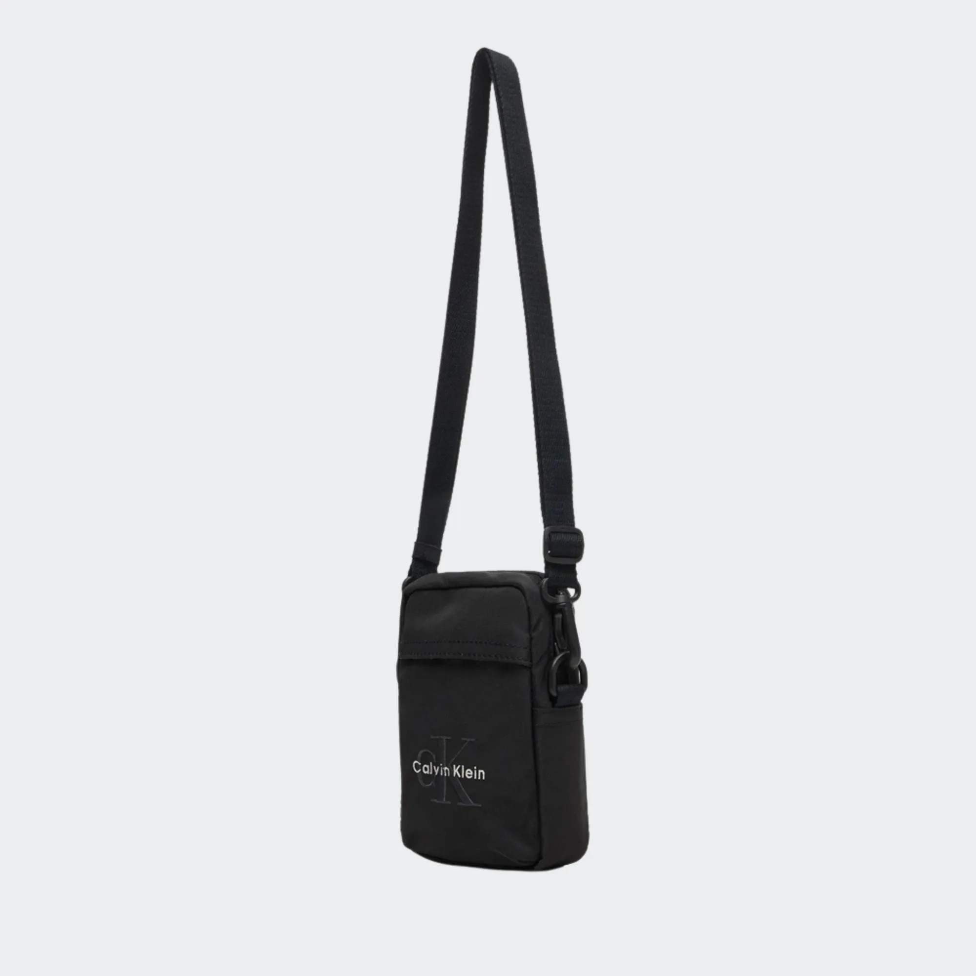 CALVIN KLEIN JEANS BOLD LOGO SLIM REPORTER