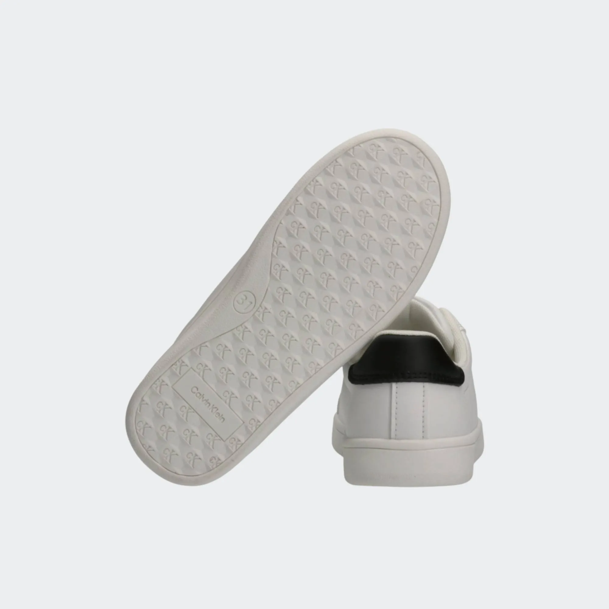 CALVIN KLEIN LOW CUT LACE-UP SNEAKER