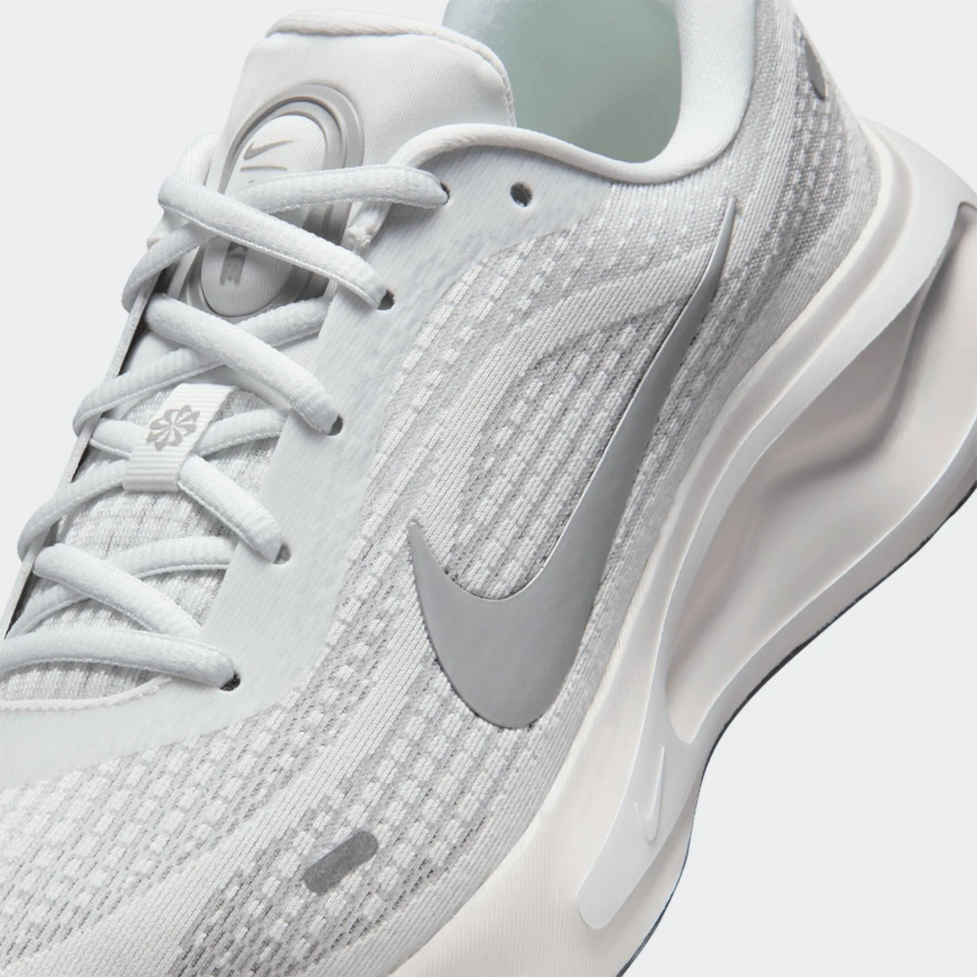 NIKE JOURNEY RUN