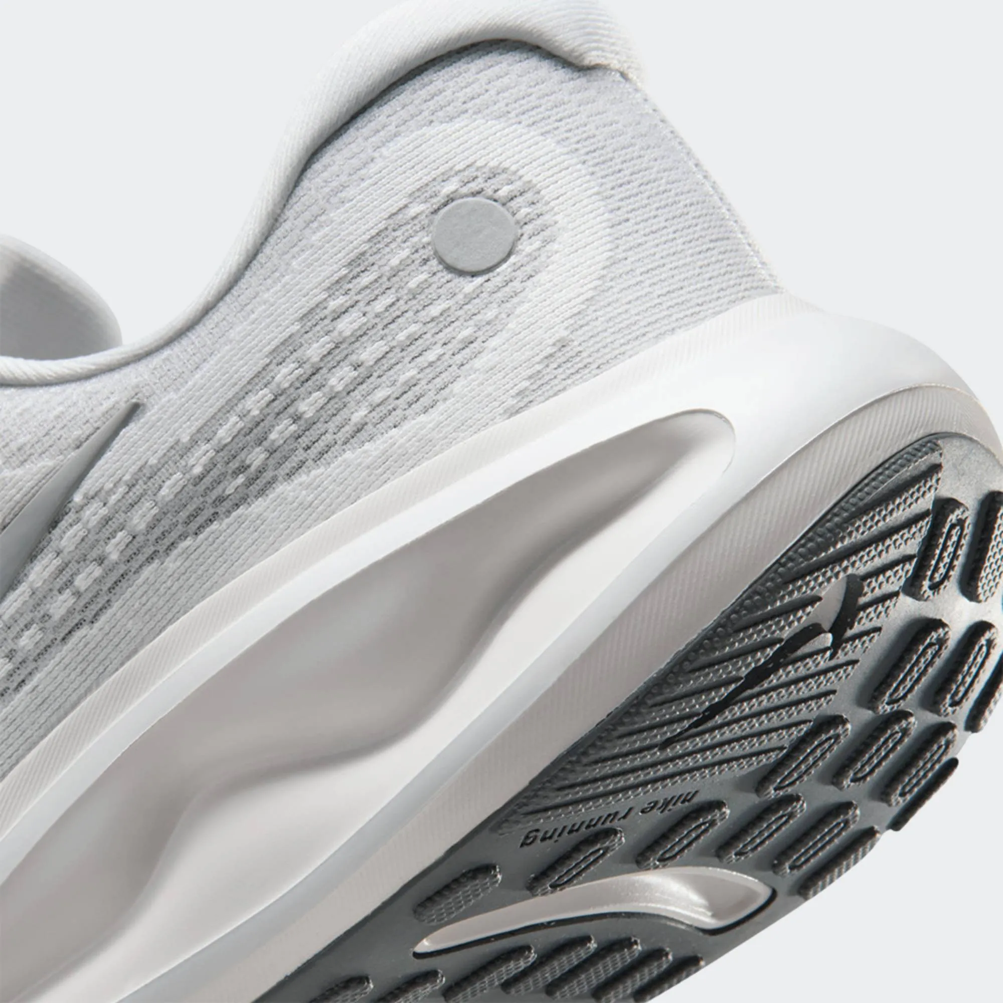 NIKE JOURNEY RUN