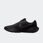 NIKE REVOLUTION 8