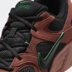 NIKE V5 RNR SUEDE