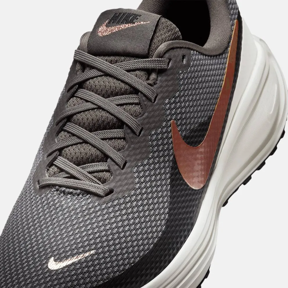 NIKE WOMENS REVOLUTION 8