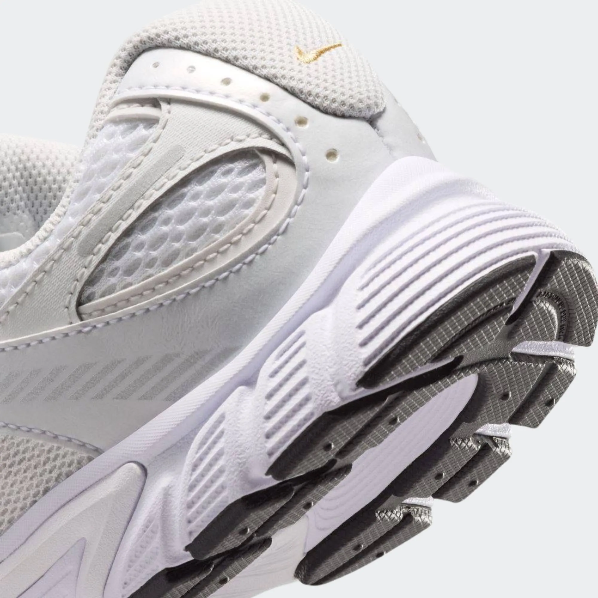 NIKE V5 RNR BG