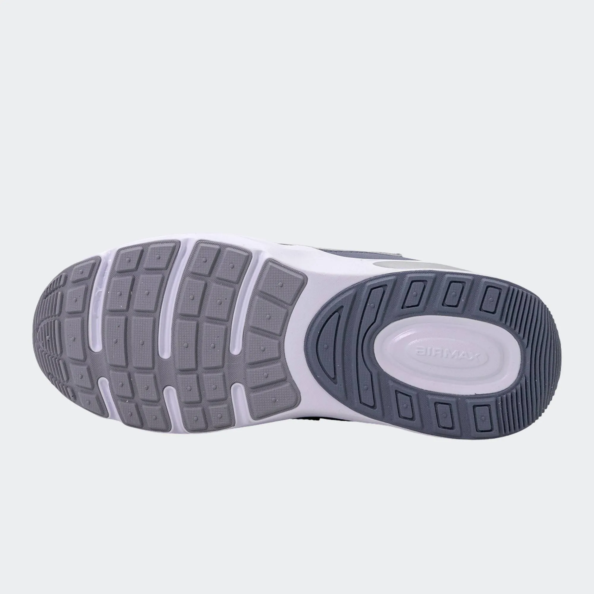 NIKE AIR MAX NOVA BP