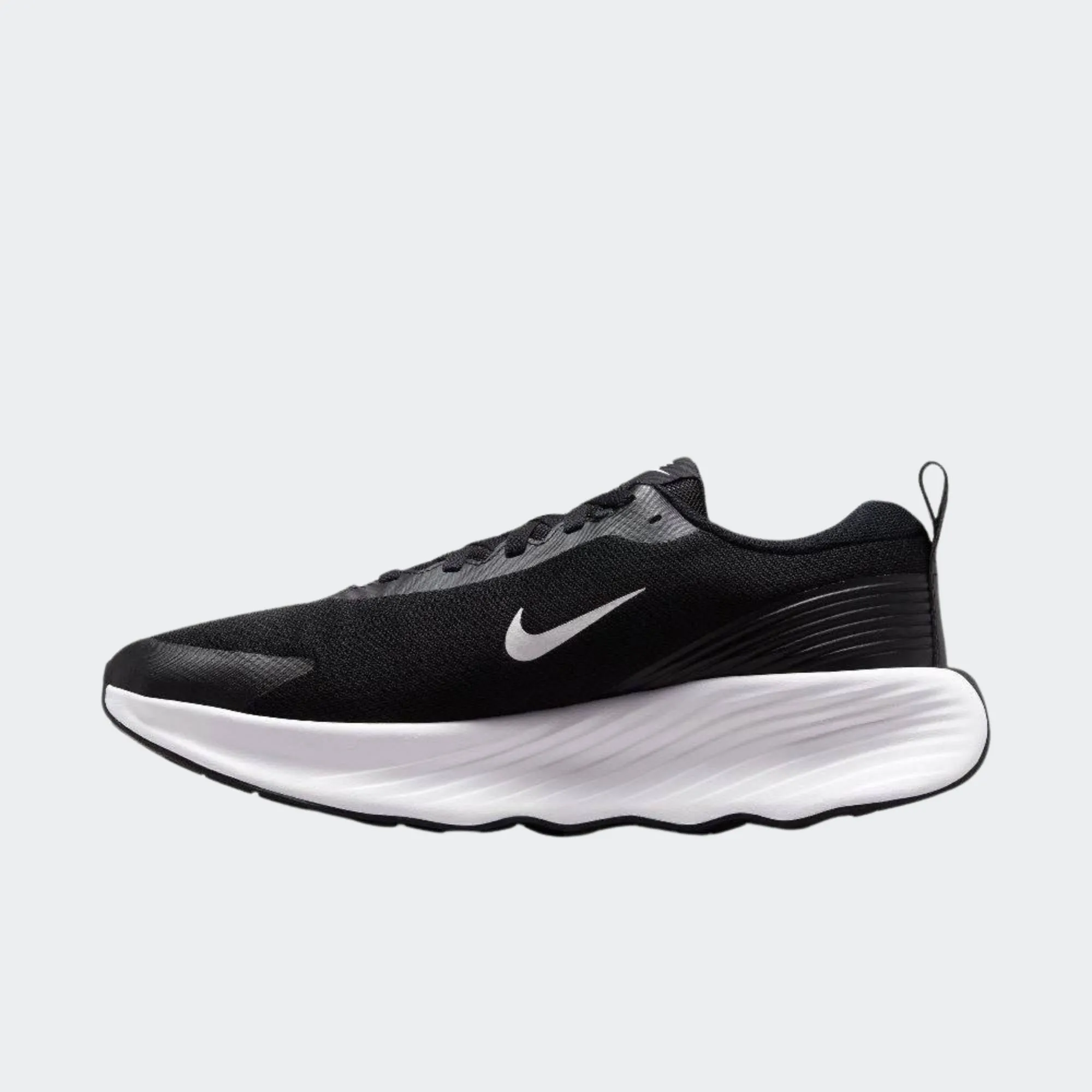 NIKE PROMINA