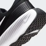 NIKE PROMINA