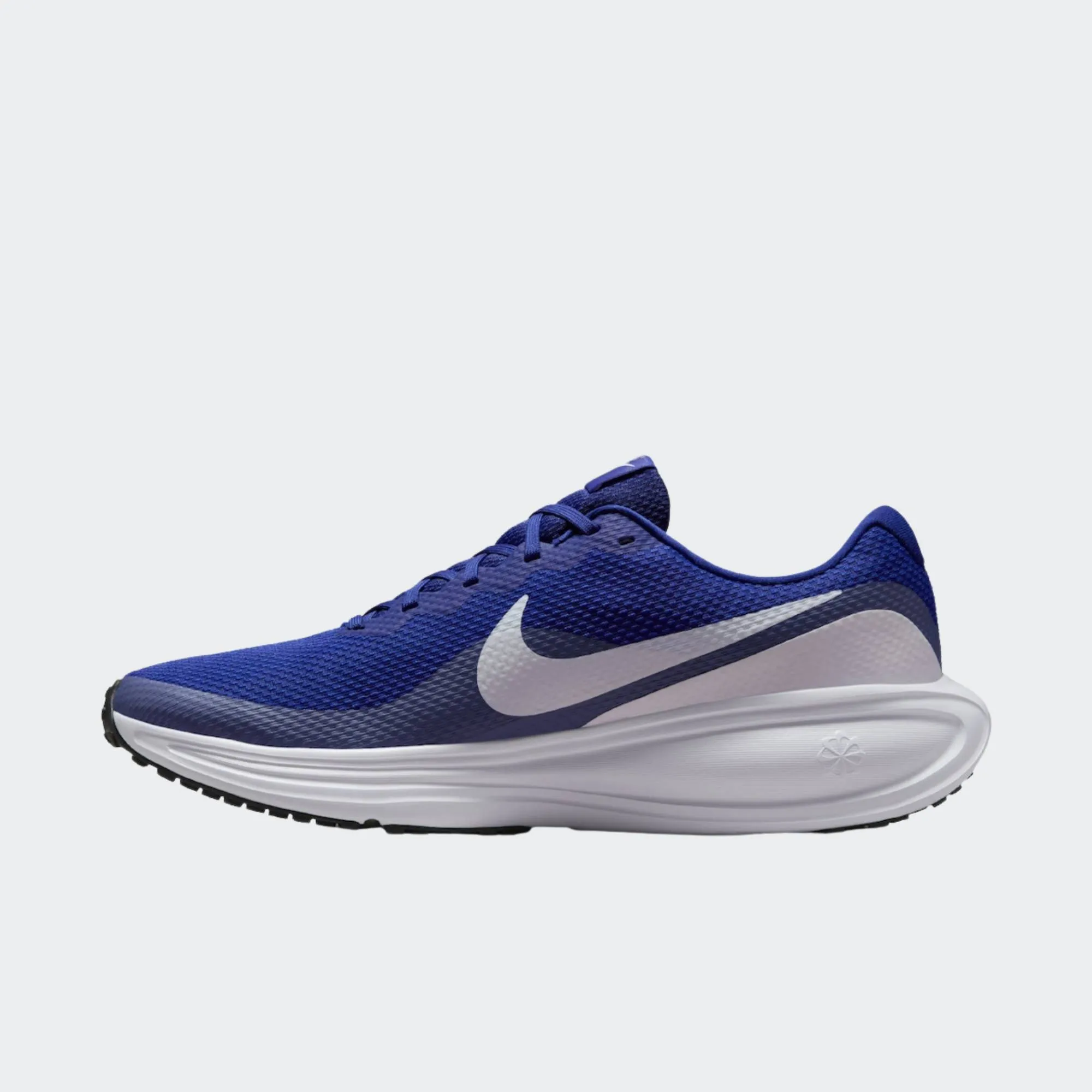NIKE REVOLUTION 8